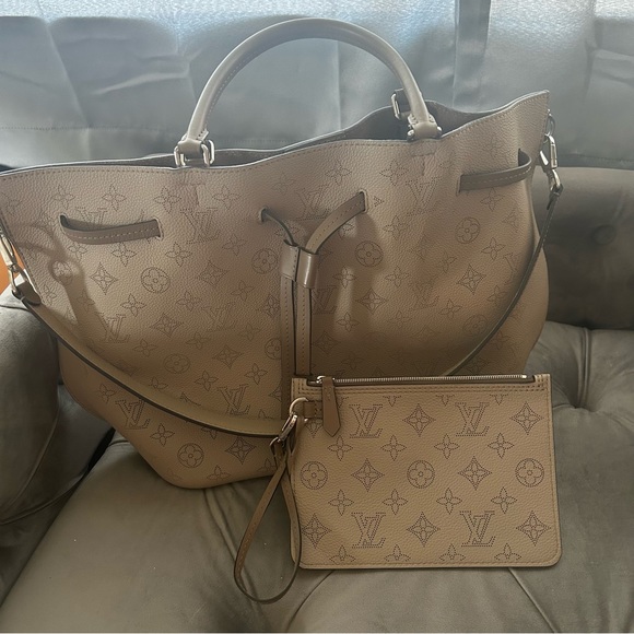 Bundle ✨ Authentic Louis Vuitton Wrist Clutches ONLY - Picture 8 of 8